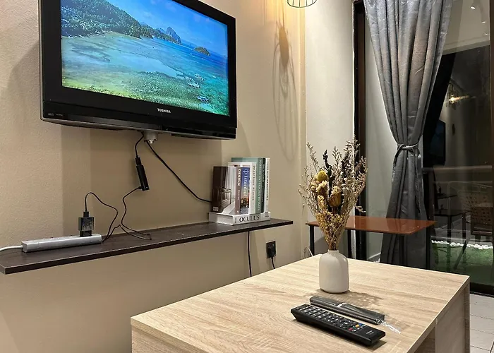Pd Paradise Lagoon Apartment