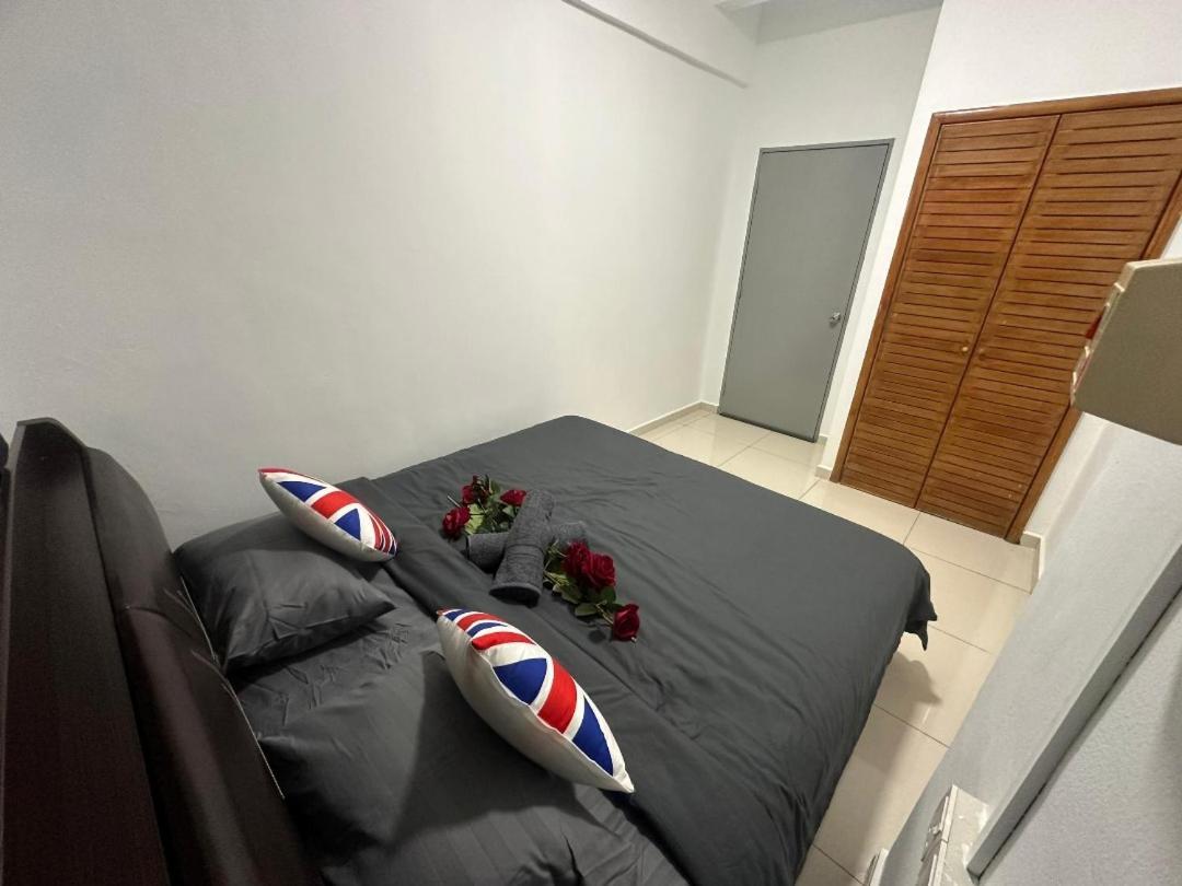 Pd Paradise Lagoon Apartment *