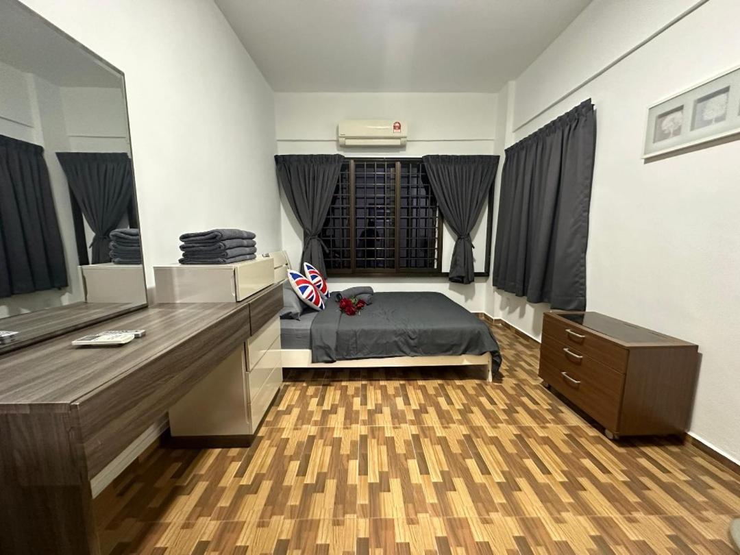 Pd Paradise Lagoon Apartment *